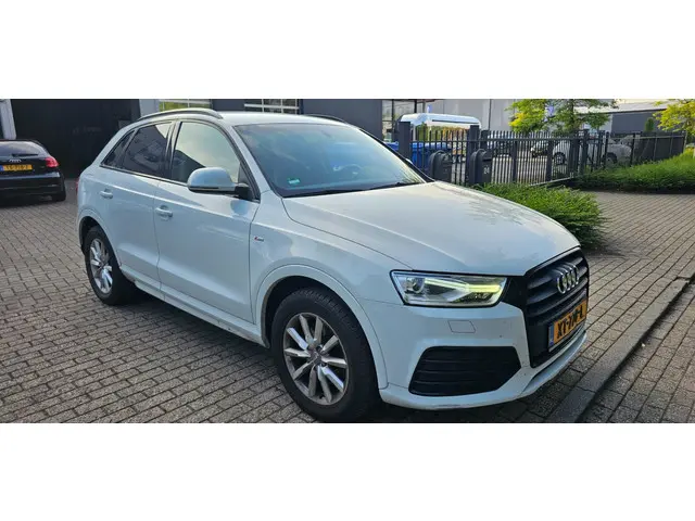 Audi Q3 1.4 TFSI CoD Design Pro Line Plus 2015 Benzine 7