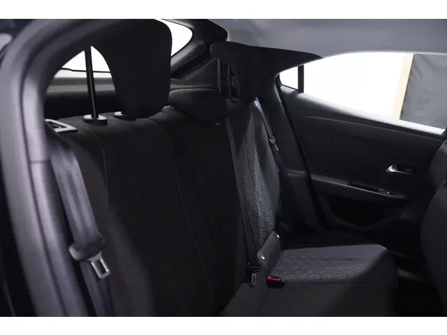 Opel Mokka 1.2 Turbo Elegance 2022 Benzine 32