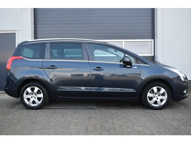 Peugeot 5008 1.6 THP Style 5p. Handel/export 2013 Benzine 6