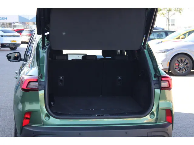 Ford Kuga 2.5 FHEV Active X 2024 Hybride Benzine 6