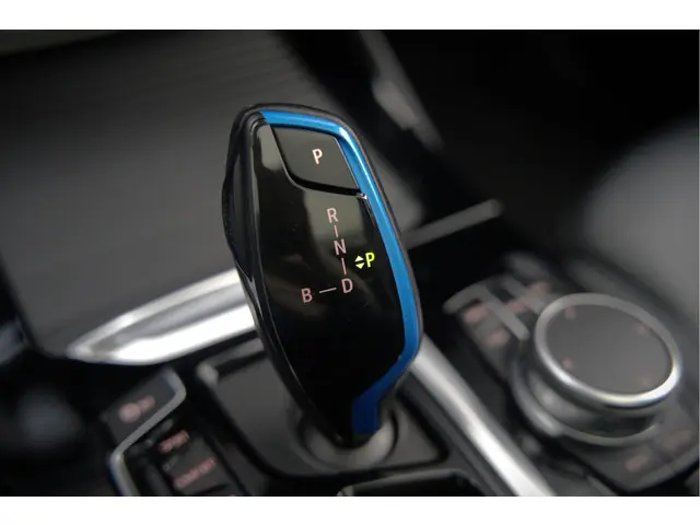 BMW iX3 High Executive 80 kWh 2021 Elektrisch 50