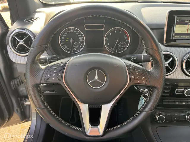 Mercedes-Benz B-Klasse 180 Ambition 2014 Benzine 13