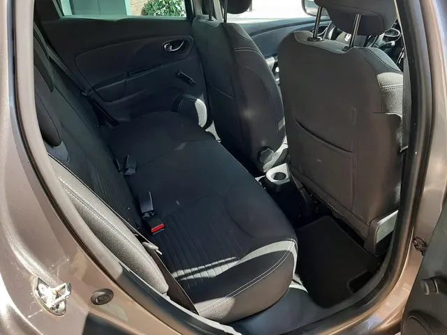 Renault Clio Estate 0.9 TCe Dynamique 2014 Benzine 35