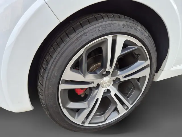 Peugeot 208 1.6 THP GTi 2013 Benzine 18