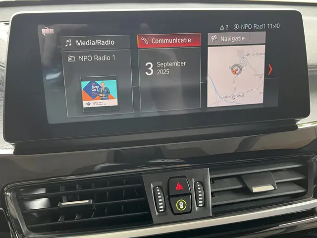 BMW X1 sDrive20i 192PK VDL Nedcar Edition 2019 Benzine 31