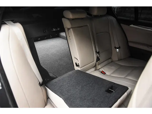 BMW 5 Serie 550i MOTOR PROBLEEM electronic 2013 Benzine 23