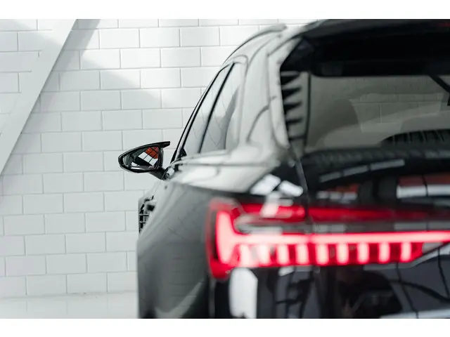 Audi RS6 RS6-R ABT 1 OF 125 2021 Benzine 11