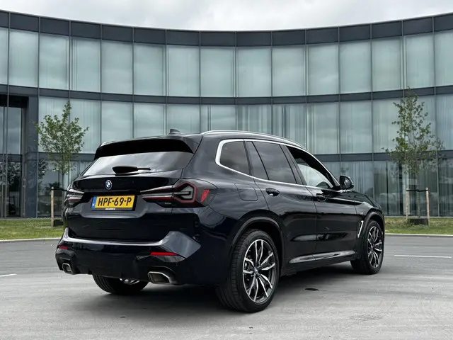 BMW X3 xDrive30e High Executive 2022 Hybride Benzine 2