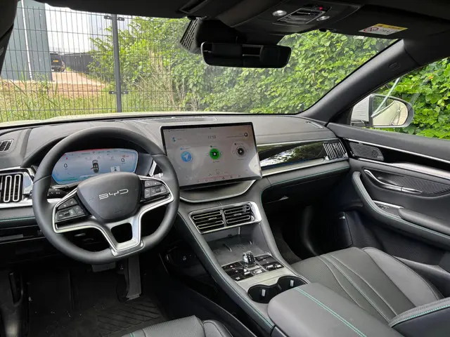BYD SEAL U Design 87 kWh 2025 Elektrisch 3