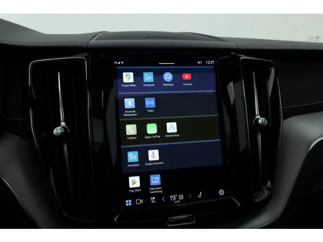 Volvo XC60 T8 Recharge R-Design 2022 Hybride Benzine 18