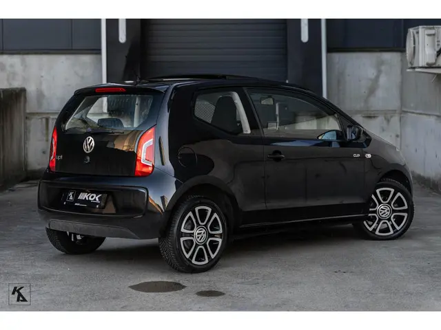 Volkswagen up! 3