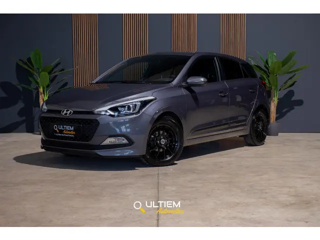 Hyundai i20 1.2 HP i-Motion Premium 2017 Benzine 1