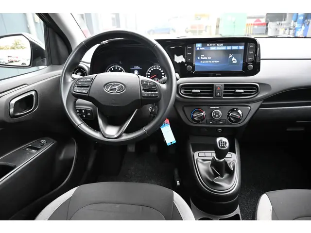 Hyundai i10 1.0 Comfort 2023 Benzine 23