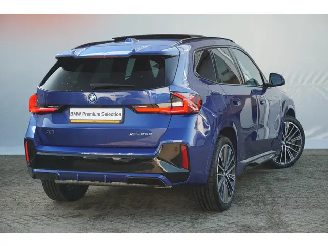BMW X1 xDrive25e 2025 Hybride Benzine 2