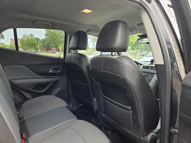 Opel Mokka 1.6 Selection 2016 Benzine 16