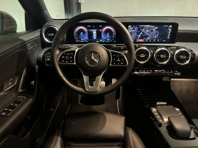 Mercedes-Benz A-Klasse 250 e Style 2021 Hybride Benzine 4