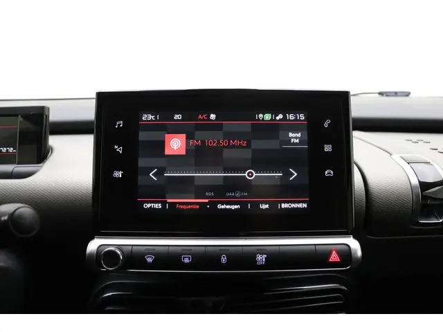 Citroën C4 Cactus 1.2 PureTech Shine 2019 Benzine 21