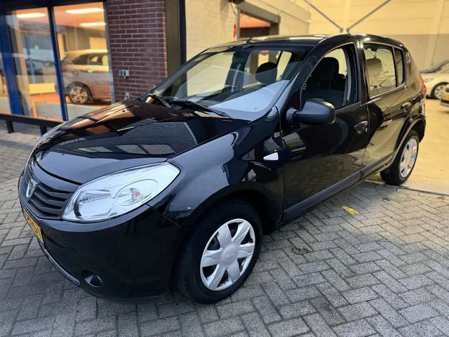 Dacia Sandero 1.2 Aniversare 2012 Benzine