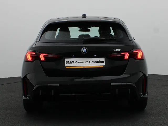 BMW 1 Serie 120 2024 Benzine 5