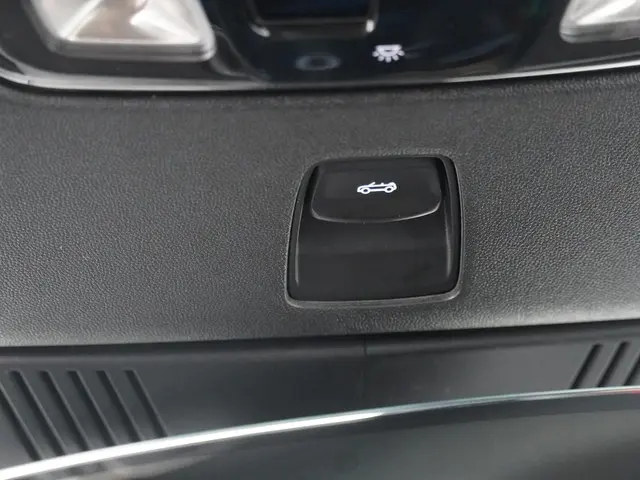 MINI Cabrio JCW 2025 Benzine 21