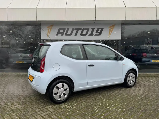 Volkswagen up! 2