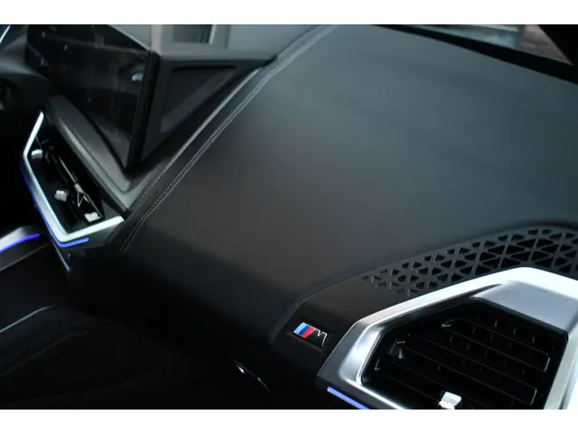 BMW XM V8 650pk 30kWh 2023 Hybride Benzine 85