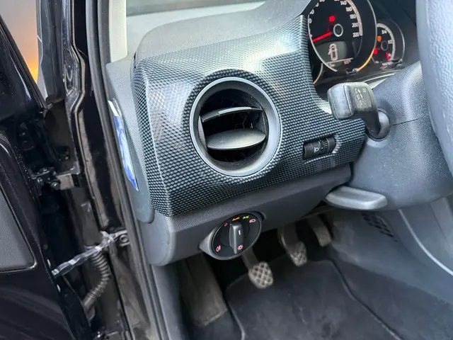 Volkswagen up! 1.0 BMT move up! 2017 Benzine 22