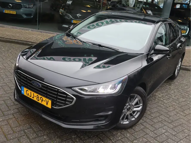 Ford Focus 1.0 EcoBoost Hybrid 2024 Hybride Benzine 18