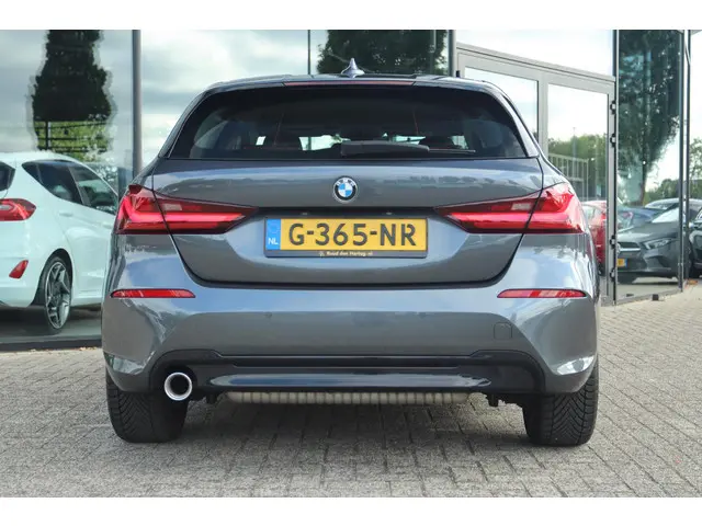 BMW 1 Serie 118I EXECUTIVE EDITION AUT. 2019 Benzine 9