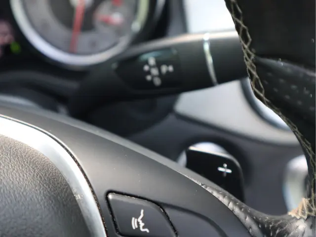 Mercedes-Benz GLA 200 Ambition Comfort 2014 Benzine 32