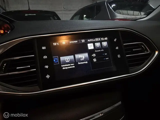 Peugeot 308 1.2 VTi Active / Cruise Control 2013 Benzine 15