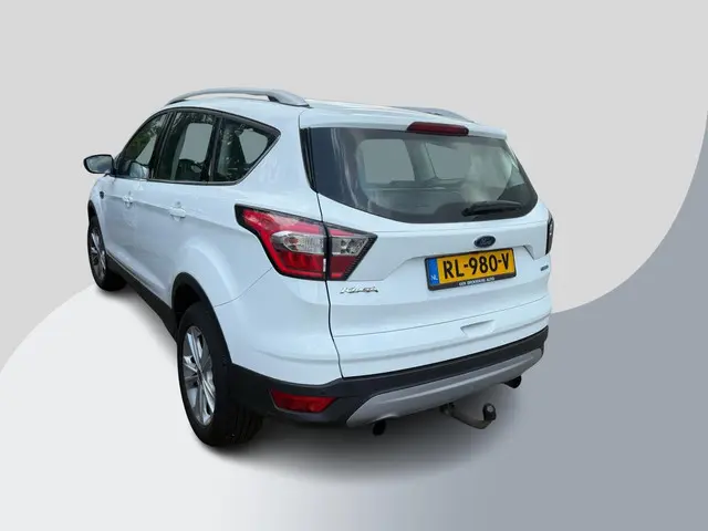 Ford Kuga 1.5 EcoBoost Titanium 2018 Benzine 2