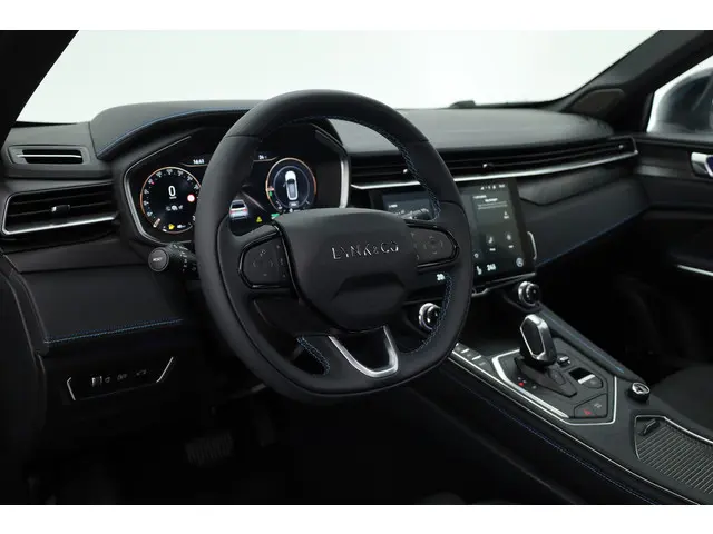 Lynk & Co 01 1.5 2023 Hybride Benzine 6
