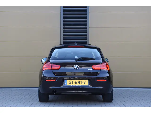 BMW 1 Serie 118i Essential 2015 Benzine 8