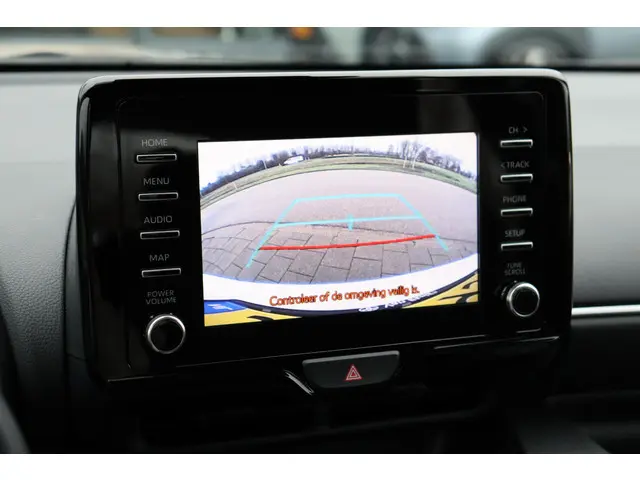 Toyota Yaris 1.5 Hybrid Dynamic 2021 Hybride Benzine 6