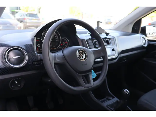 Volkswagen up! 1.0 2021 Benzine 3