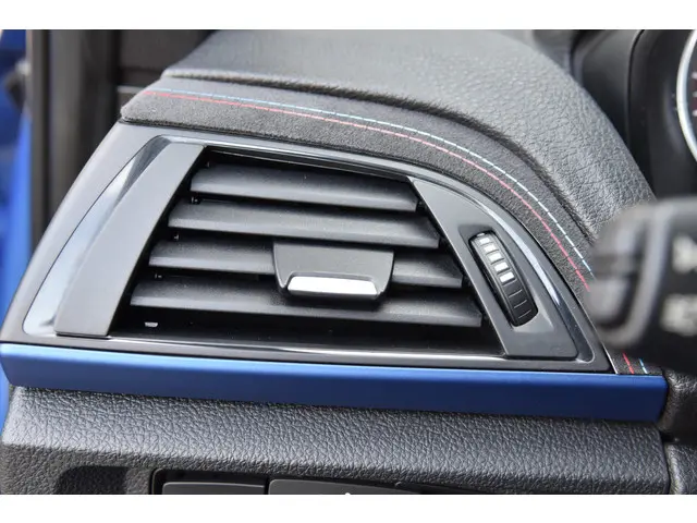 BMW 1 Serie M140i xDrive 2017 Benzine 12
