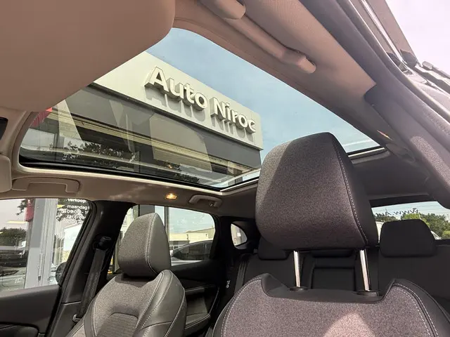 Nissan QASHQAI MHEV 140 MT N-Connecta 2025 Benzine 24