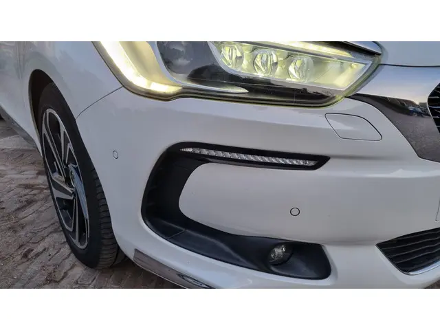 DS DS 5 1.6 THP Performance Line 2018 Benzine 26