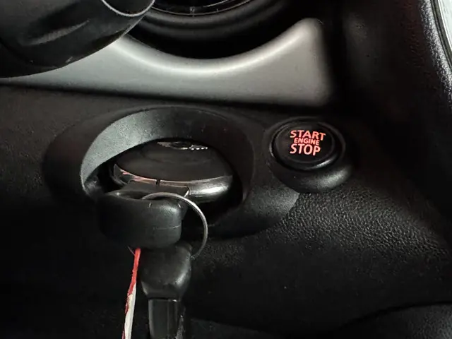 MINI One Mini 1.6 Business Line 2012 Benzine 32