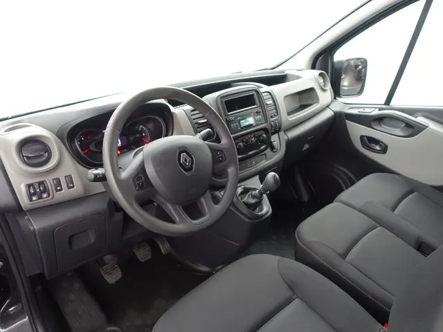 Renault Trafic 2
