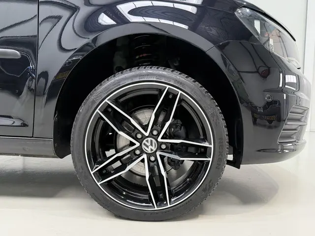 Volkswagen Caddy 1.4 TSI 125pk DSG 2018 Benzine 15