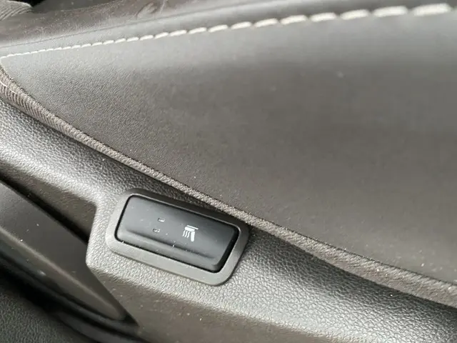 Renault Espace 1.6 TCe Initiale Paris 7p. 2017 Benzine 21