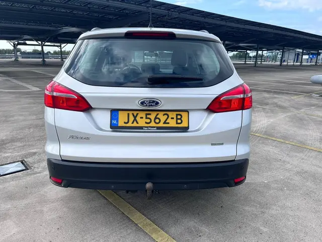 Ford Focus Wagon 1.0 Trend 2016 Benzine 4