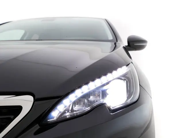 Peugeot 308 SW 1.6 THP Allure 2015 Benzine 25