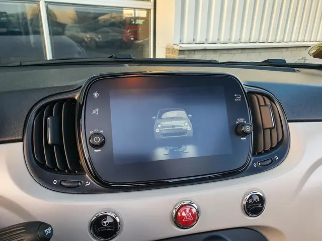 Fiat 500C 1.0 Hybrid Star 2020 Benzine 14