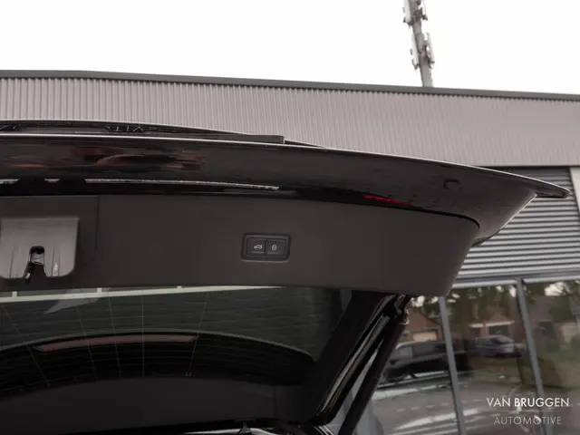 Audi Q8 60 TFSI E Quattro S-Line 2021 Hybride Benzine 42