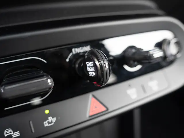 MINI 3-Deurs C 2025 Benzine 25