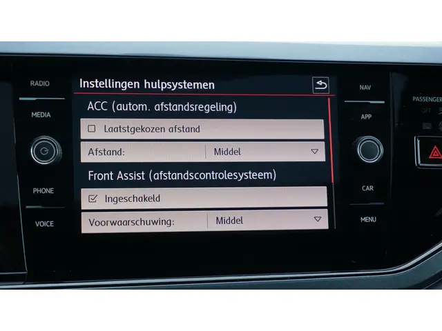 Volkswagen Polo GTI 2.0 TSI 200PK 5DRS DSG 2020 Benzine 35