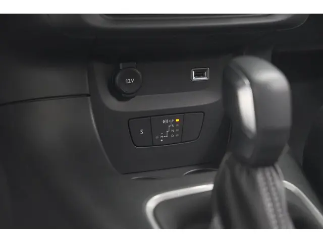 Citroën C3 PureTech 110 EAT6 Shine 2020 Benzine 42